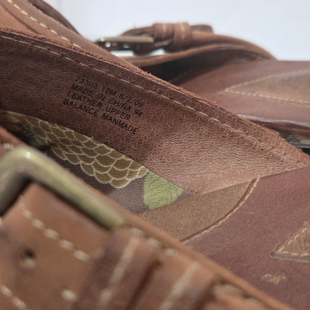 Y2K Clarks Tan Suede Buckle Block Heel Mules Clogs Western Cotcottage Granny - Picture 9 of 10